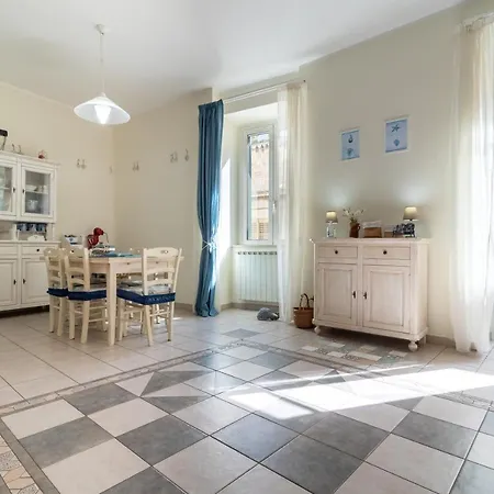 Acquamarina Apartment Giovinazzo Exterior photo